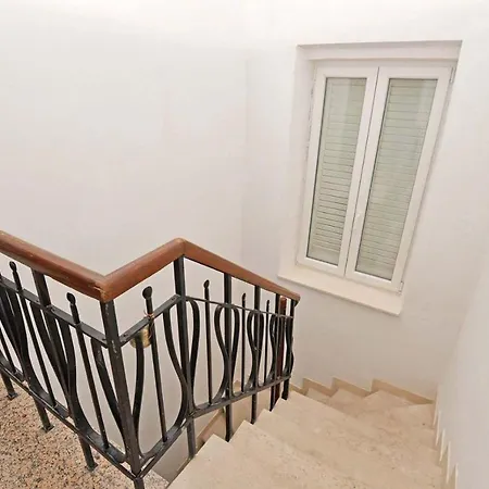 Spacious With A Panoramic View Of Harbor * דוברובניק